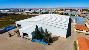 Aerial view of the completed 4,320 m² steel structure warehouse building in El Alto, Bolivia